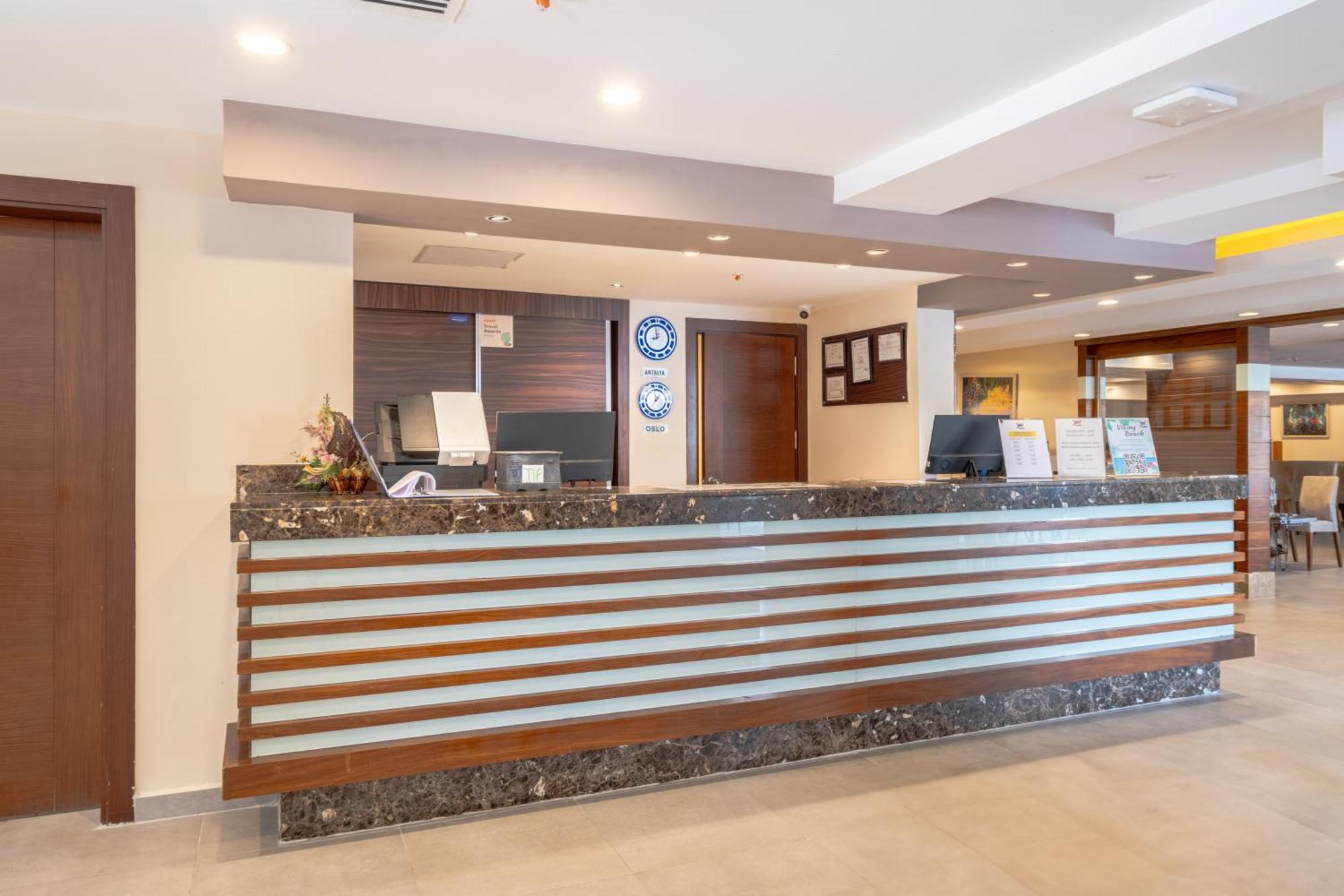 Viking Express Hotel Kemer Exterior photo